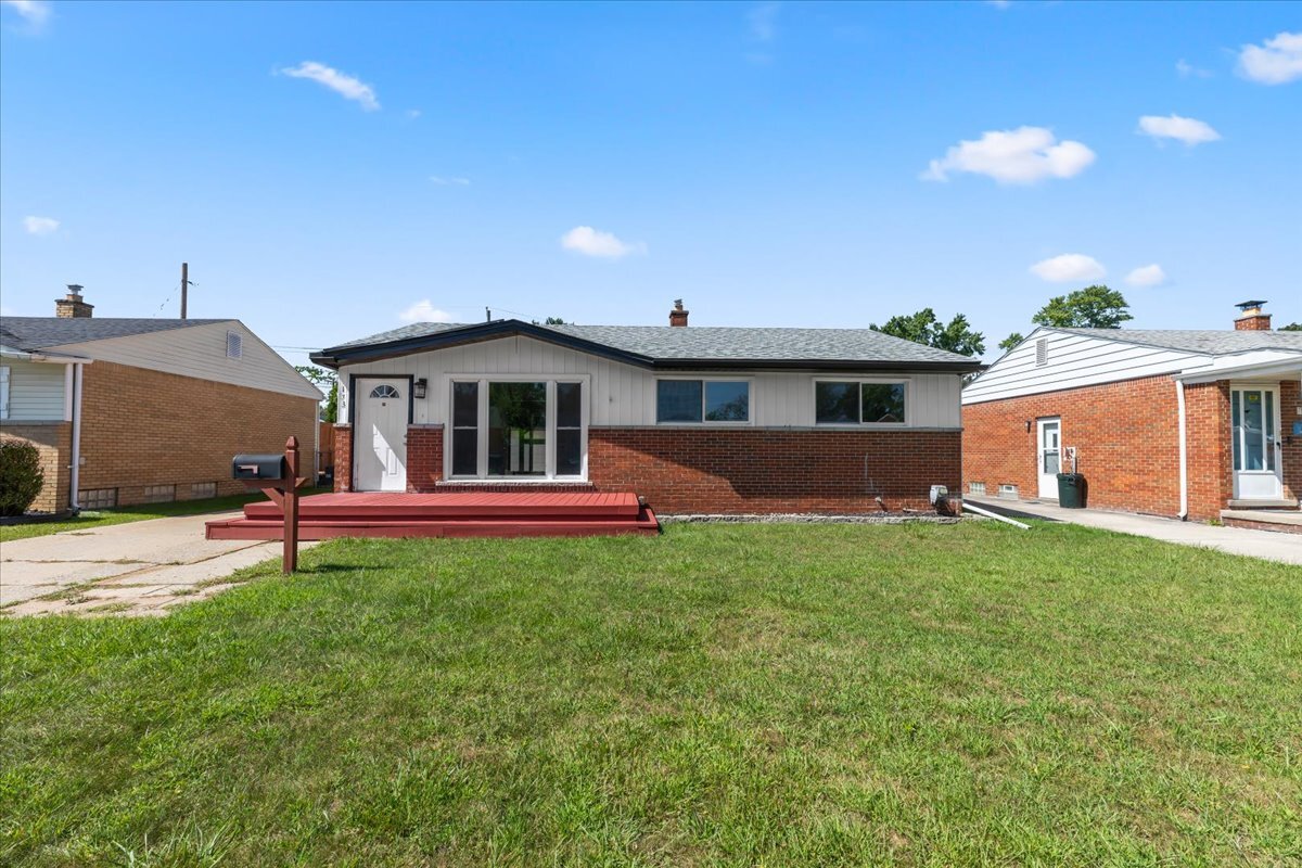 Photo - 153 Ross St (Garden City, MI)