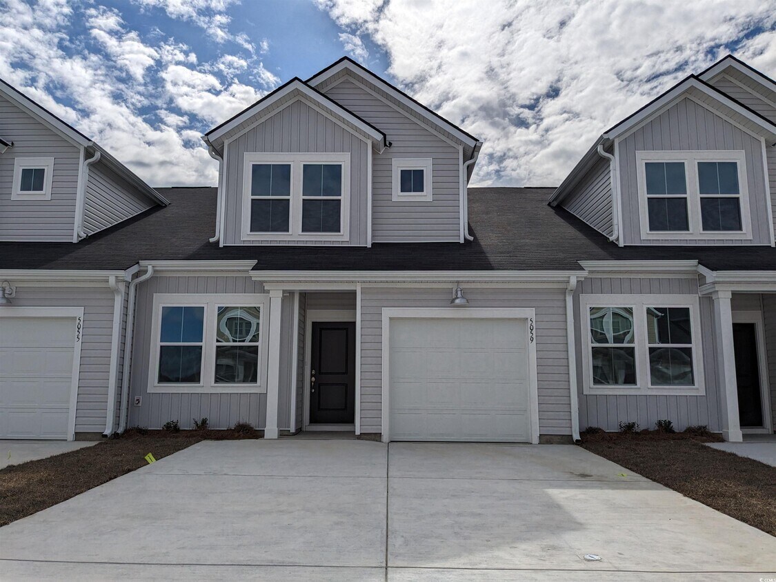 Foto principal - 5059 Georgetown Dr