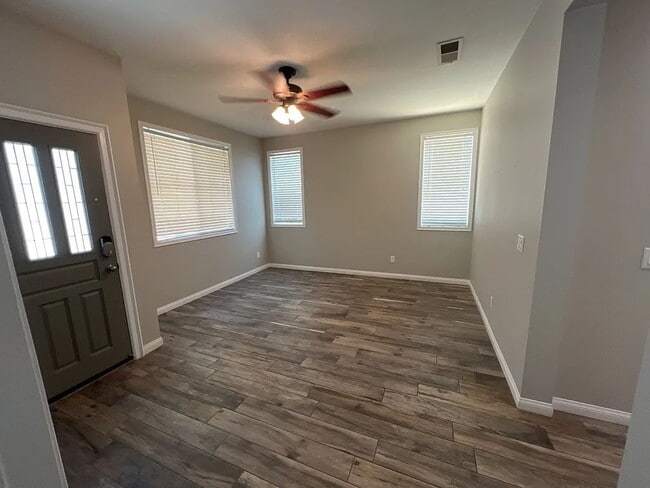 Building Photo - 1499 Haddington Dr