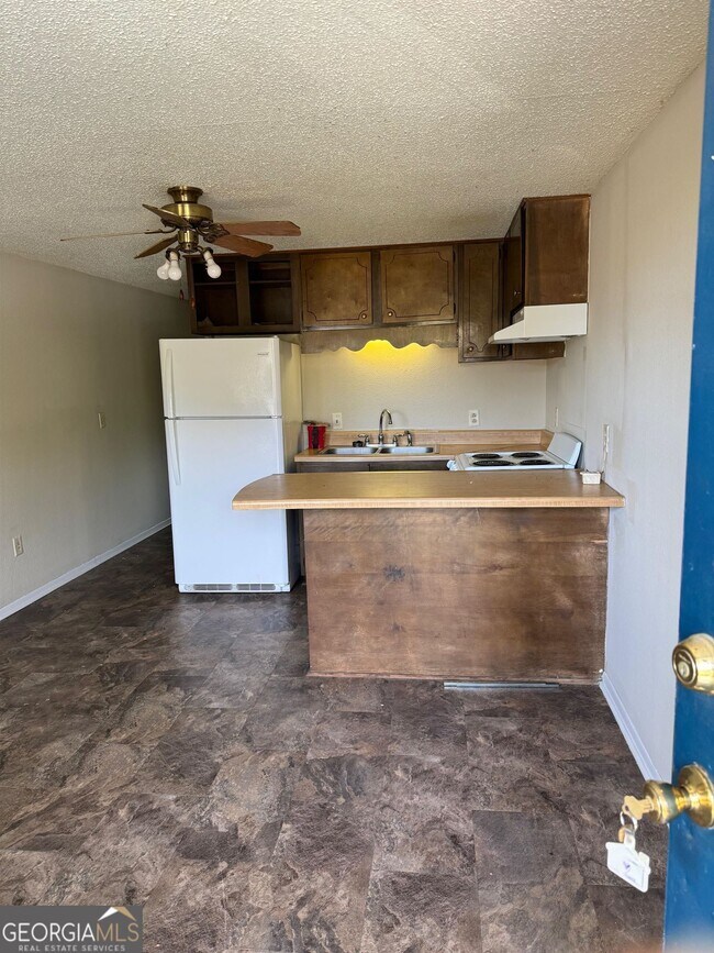 Foto del edificio - 123 Lanier Dr