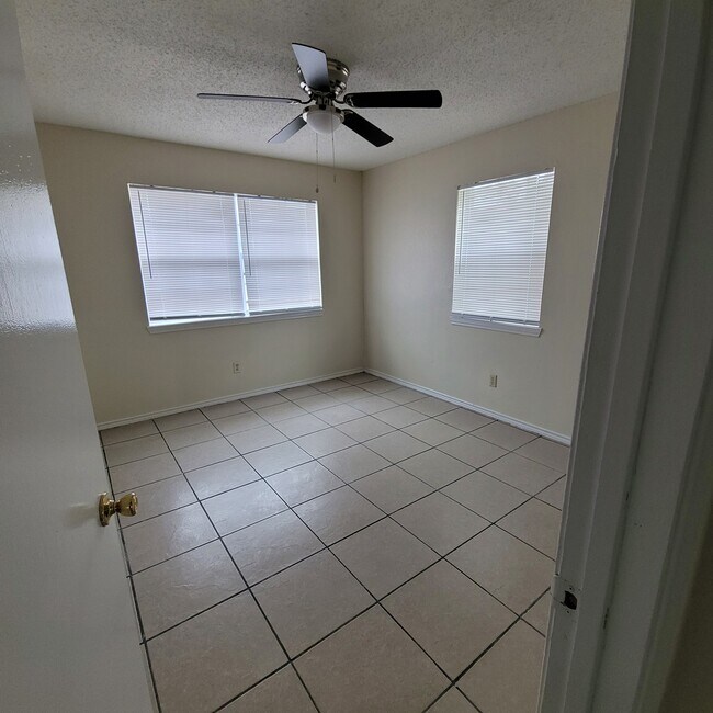 Dormitorio norte 2Bdrm - West Oak Apartments