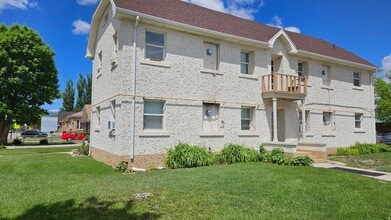 Building Photo - 15 N 100 W