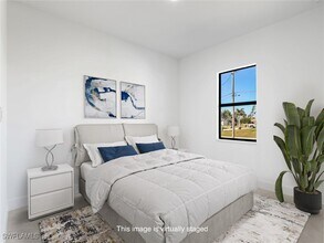 Building Photo - 1419 NW 17th Ave