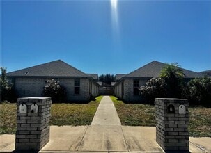 Building Photo - 8 Agua Fina Ave
