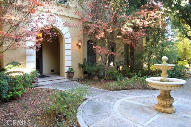 Foto principal - 248 S Orange Grove Blvd