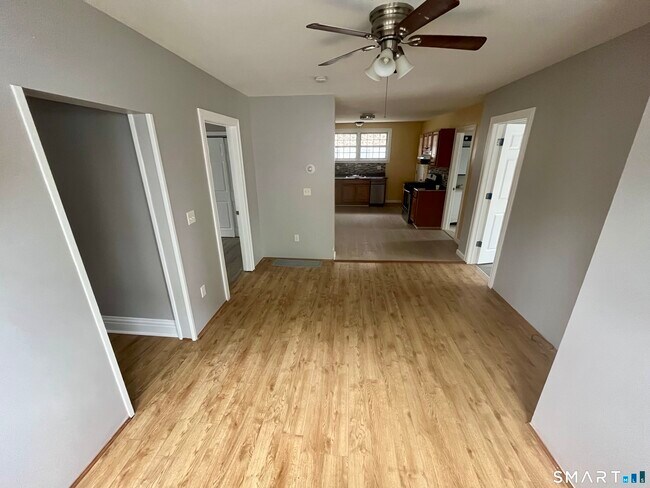 Foto del edificio - 98 Columbia St