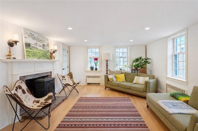 Foto del edificio - 2678 E Main Rd