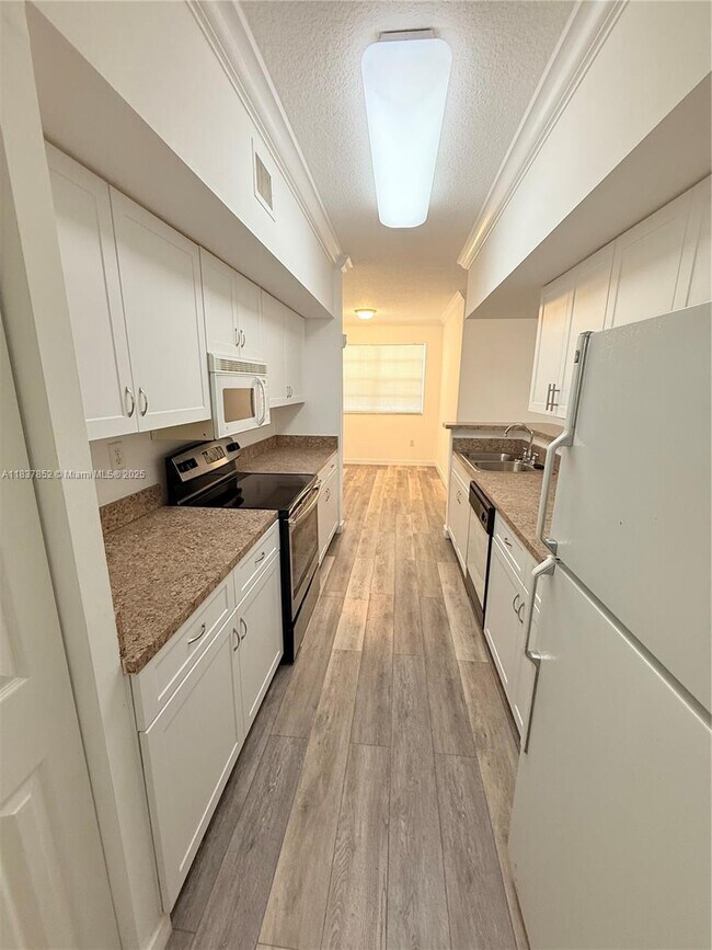 Foto del edificio - 160 SW 117th Ter
