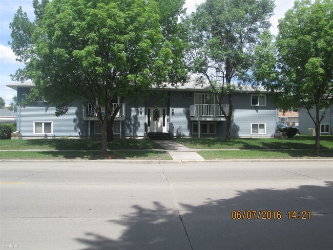 Building Photo - 1718 24th Ave S