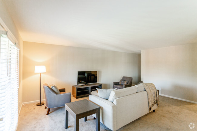 Living room in the Maple - Western Hills Apartments