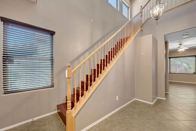 Foto del edificio - 3 Bedroom in Madeira Canyon!