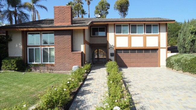 Foto del edificio - POOL HOME 4BR, 2.5BA, Yorba Linda, Cul-de-...