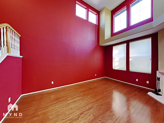 Building Photo - 6844 Adolphia Dr