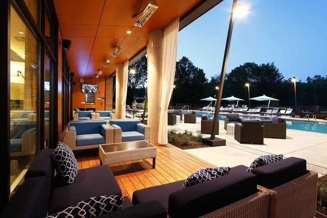 Building Photo - 6615 135th Ct SE