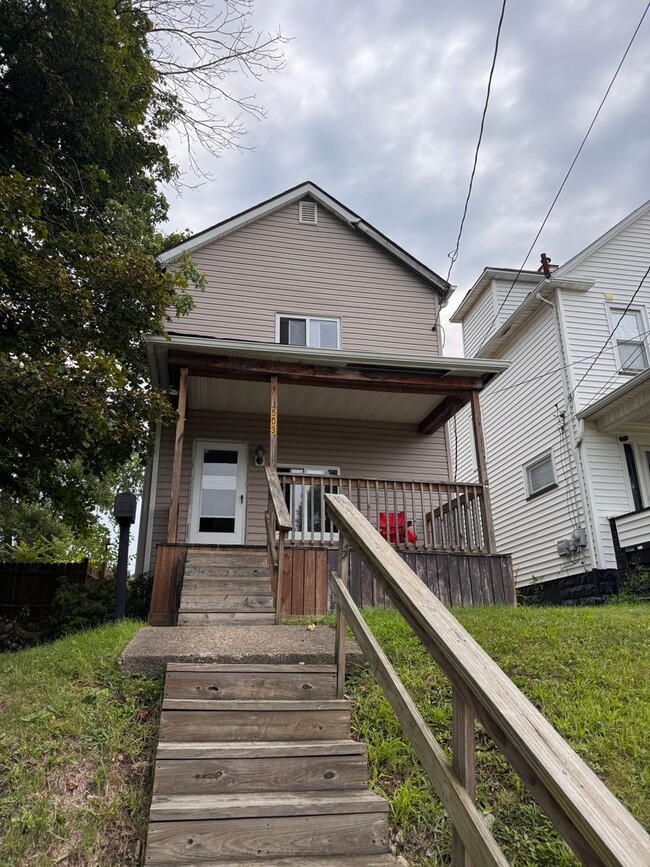 Building Photo - 503 Hamilton Ave
