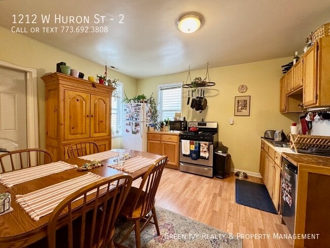 Photo - 1212 W Huron St Apartment