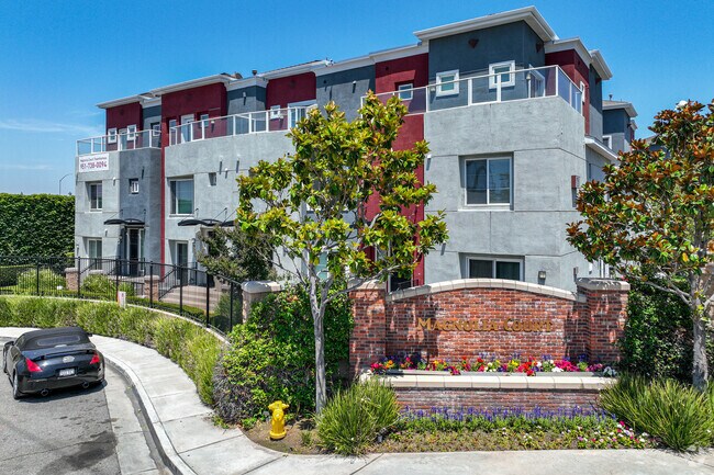 Foto del edificio - Magnolia Court Townhomes