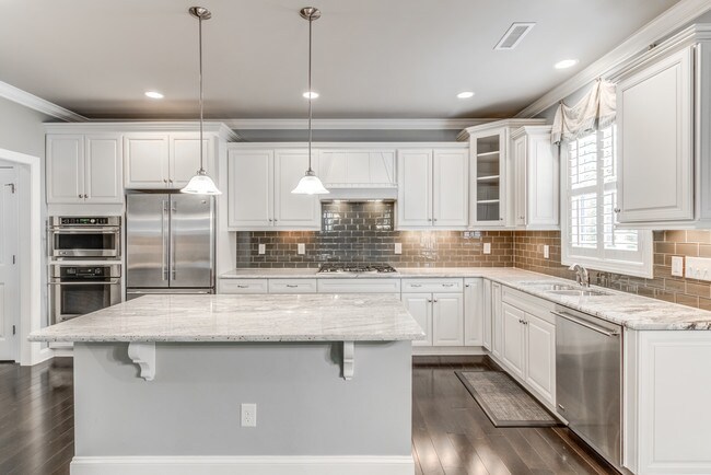 Building Photo - 112 Buxtonwood Pl