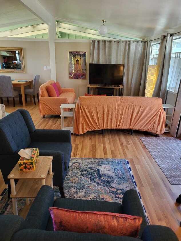 Foto principal - 1033 Broadmoor Dr