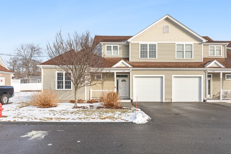 Photo - 70 Endicott St (Norwood, MA)