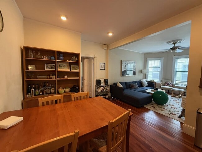 Building Photo - 67 Highland Ave