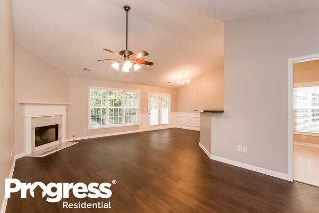 Foto del edificio - 145 N Square Ln