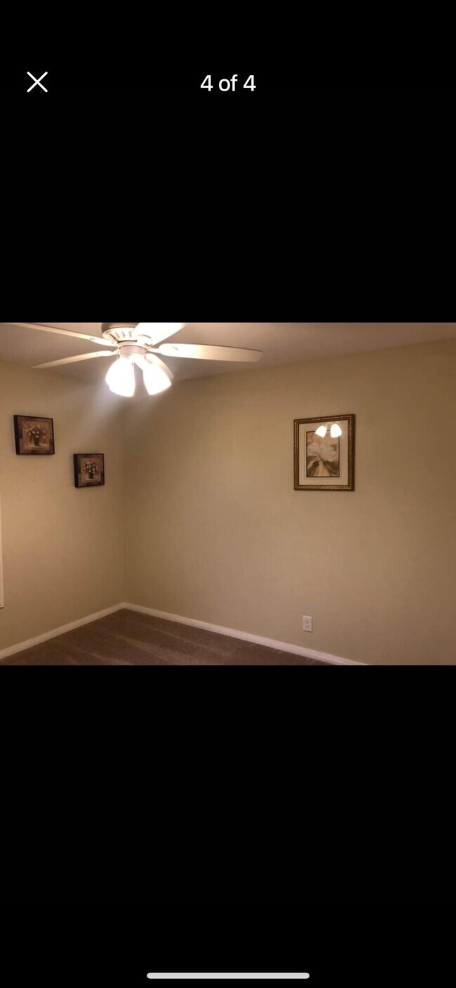 Foto del edificio - 1150 S Meadow Ln