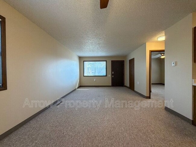 Building Photo - 11141 N 137th St