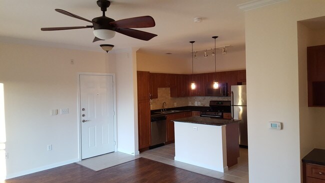 Building Photo - 12953 Centre Park Cir