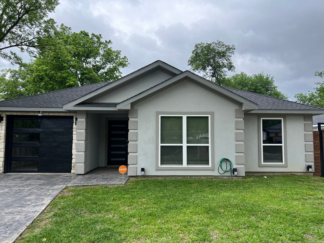 Photo - 614 Ezekial Ave (Dallas, TX)