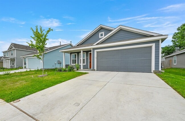 Photo - 1628 Dora Dr House