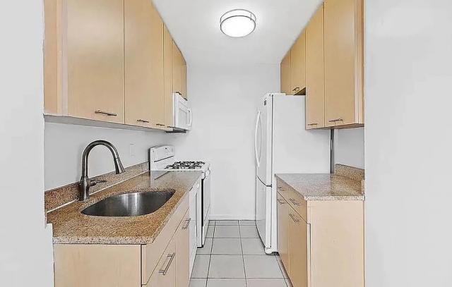 Building Photo - 1 bedroom in New York NY 10037