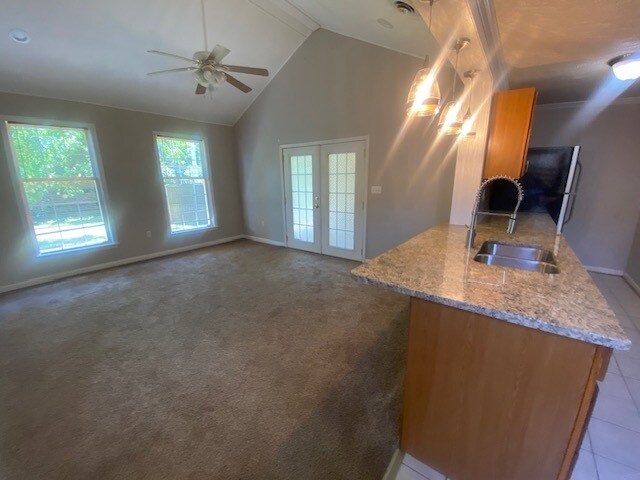 Building Photo - 507 Bruce Ave