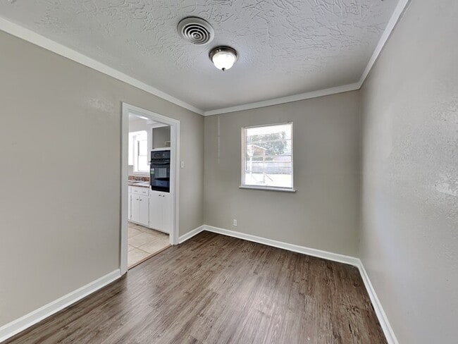 Building Photo - 10222 Belfast Rd