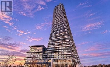 Building Photo - 448 Burnhamthorpe Rd W