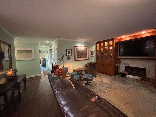 Photo - 1155 Village Creek Ln House