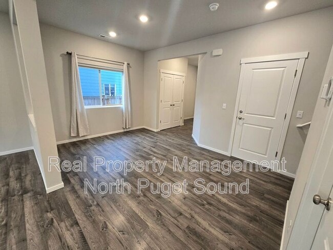 Building Photo - 28215 64th Ct NW