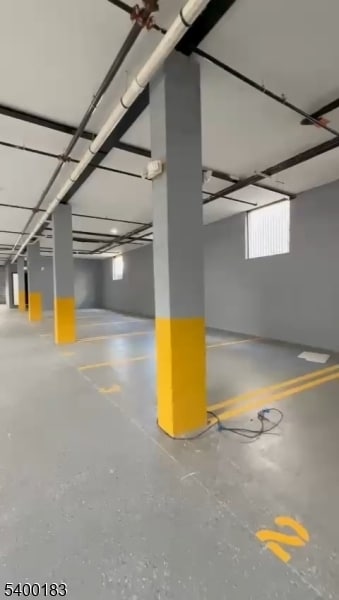 Building Photo - 197 12th Ave