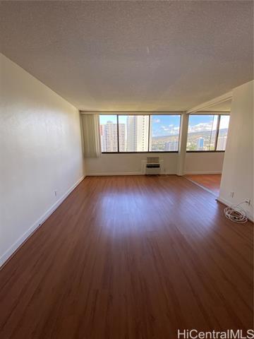 Building Photo - 55 S Kukui St