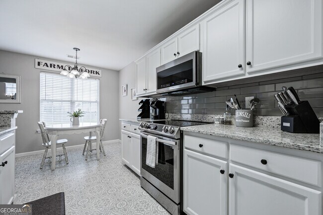 Foto del edificio - 11 Cobblestone Dr NW