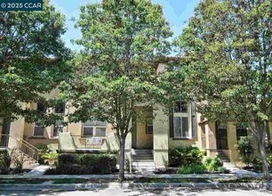Building Photo - 2712 Ashwell Ln