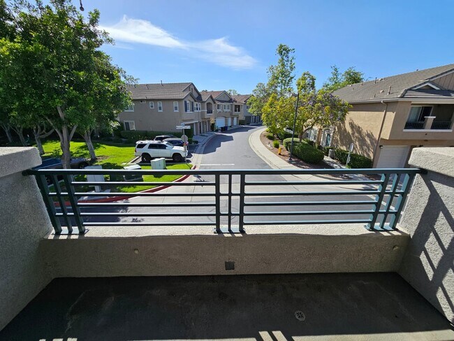 Building Photo - 1341 Monument Trail Dr