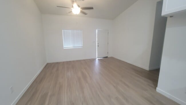 Building Photo - 8415 Grandy St