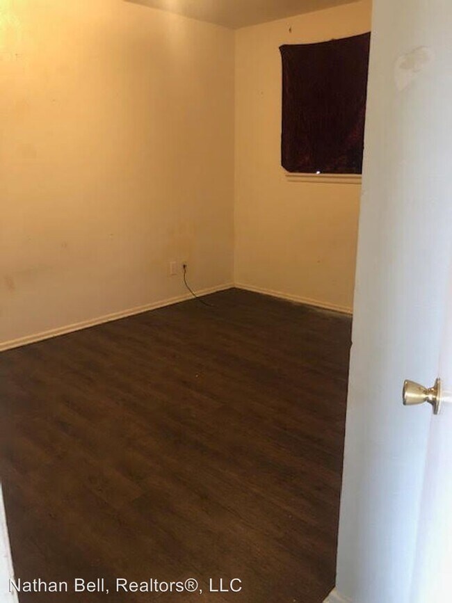 Building Photo - 4 br, 1.5 bath House - 2100 Wimberly Dr