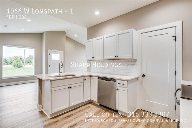 Building Photo - 1066 Longpath