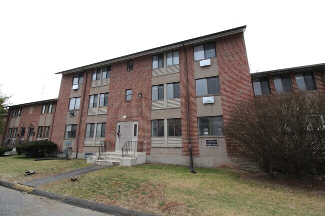 Foto del edificio - 30 Henderson Dr