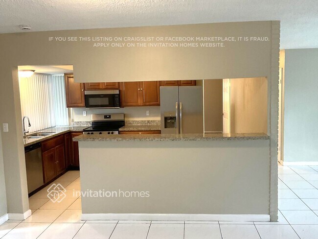Foto del edificio - 7251 Alhambra Blvd