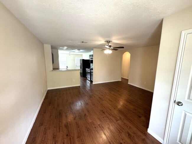 Building Photo - 18746 Dennington Dr