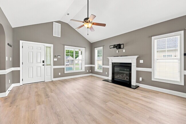 Foto del edificio - 2517 Sawgrass Dr