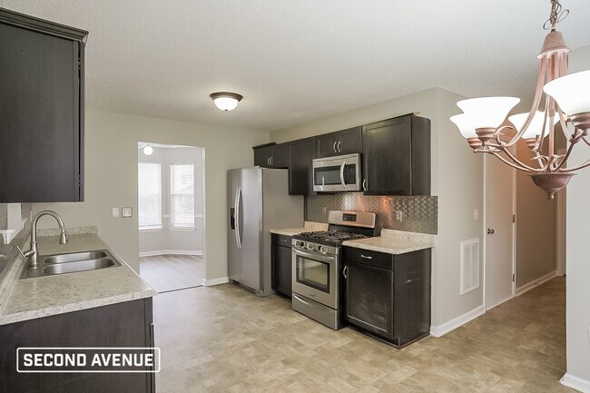 Foto del edificio - 2851 Knoll View Pl